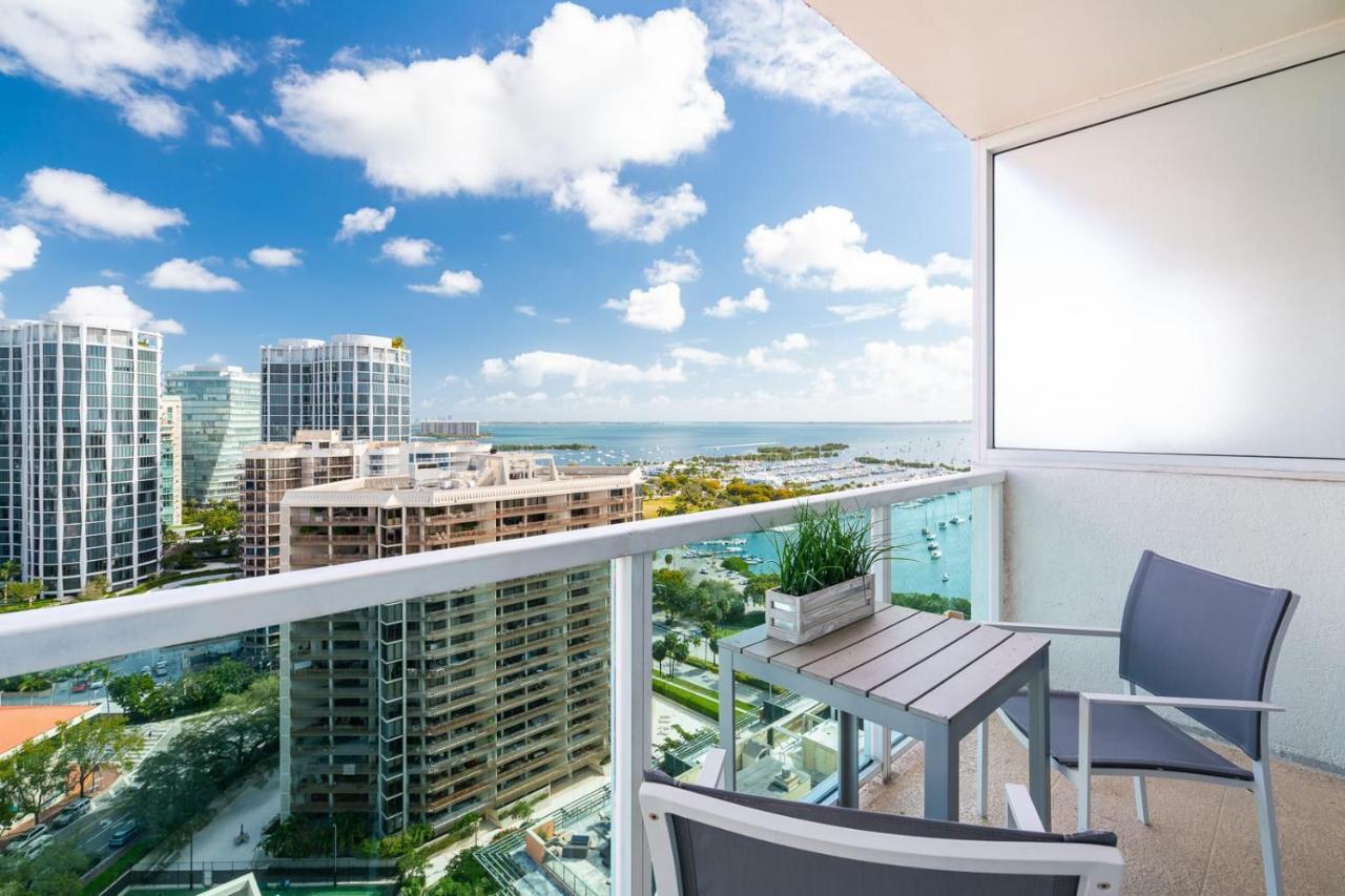 City View Balcony Steps From Restaurants, Peacock Park & Marina Villa Miami Exterior photo