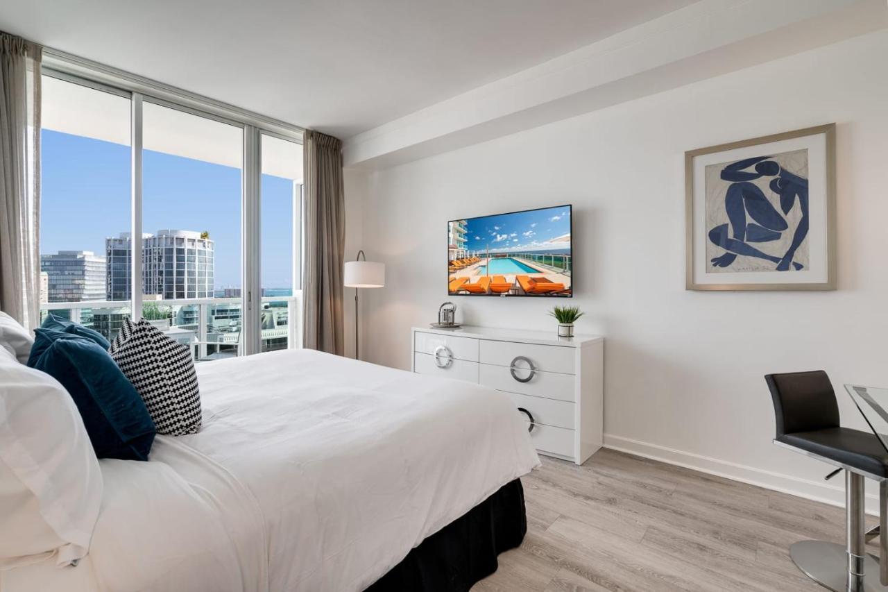 City View Balcony Steps From Restaurants, Peacock Park & Marina Miami Exterior photo